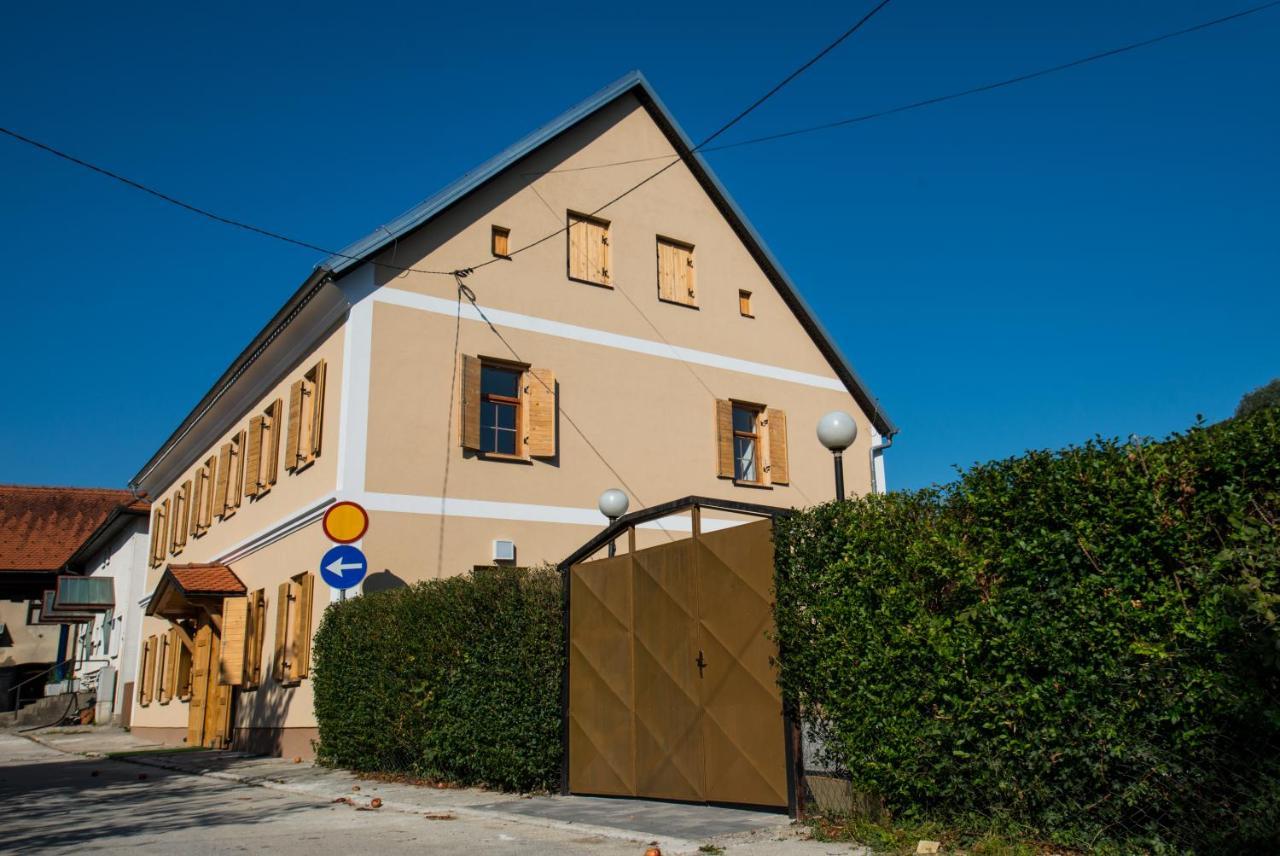 Vila Viktorija Brod na Kupi Exterior photo